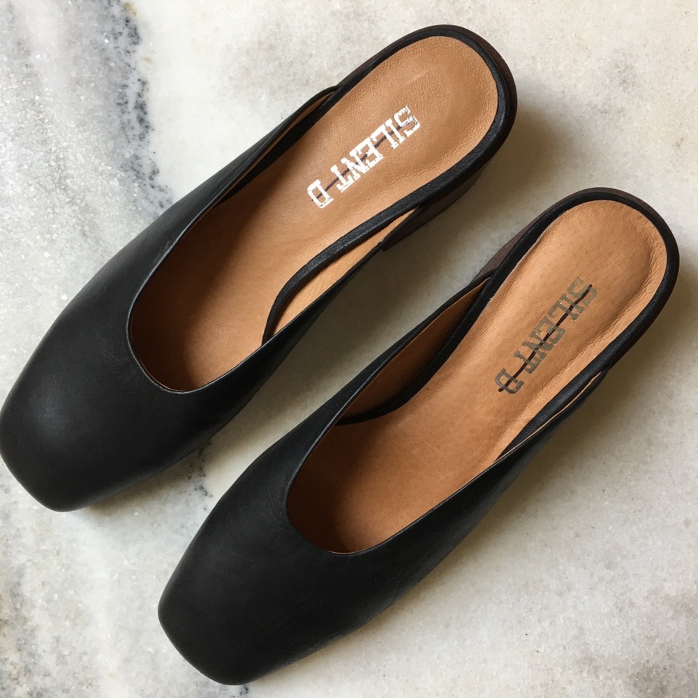Anthropologie - Silent D Ragna Leather Slides